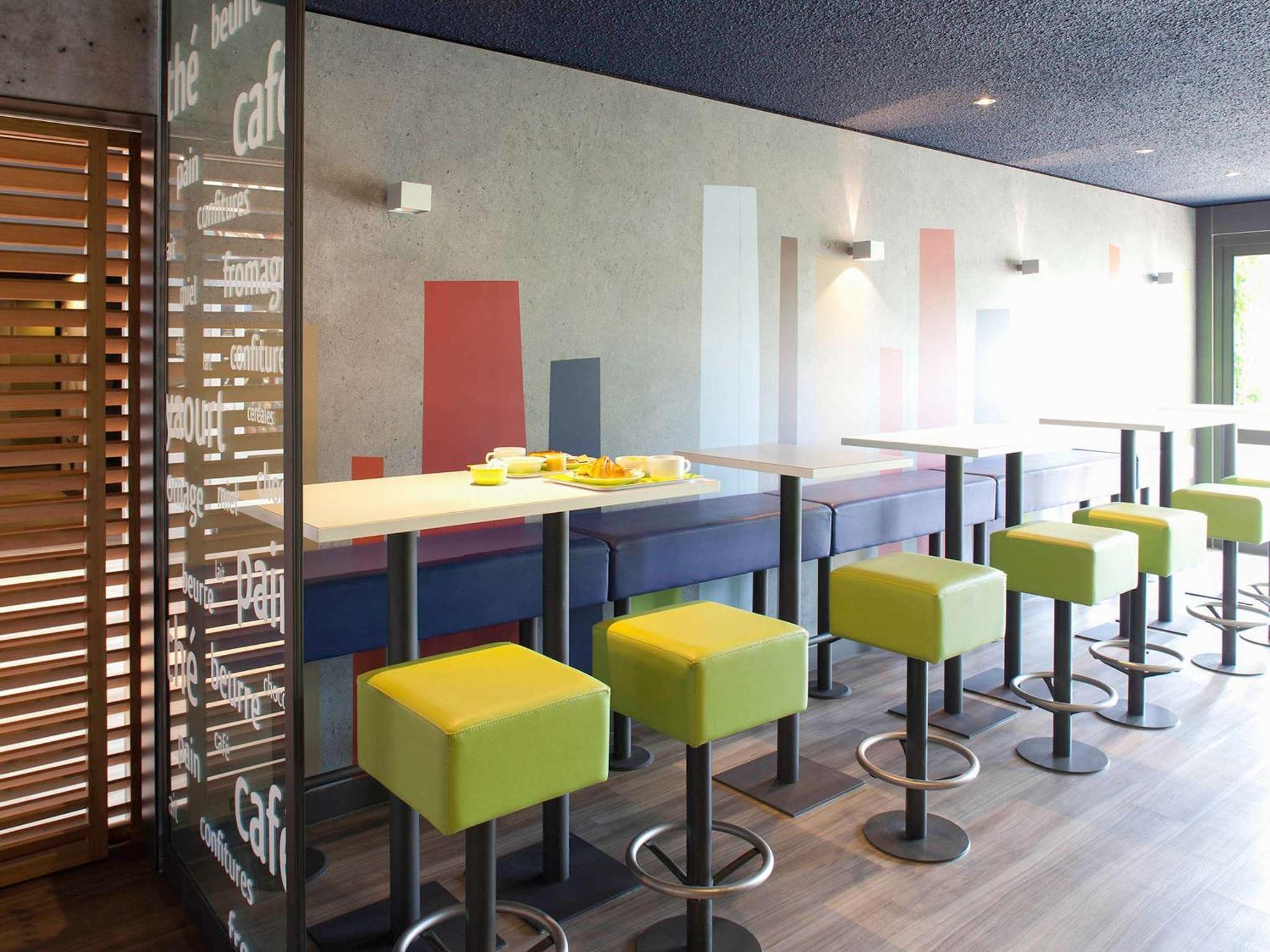 Ibis Budget Tarbes Luaran gambar
