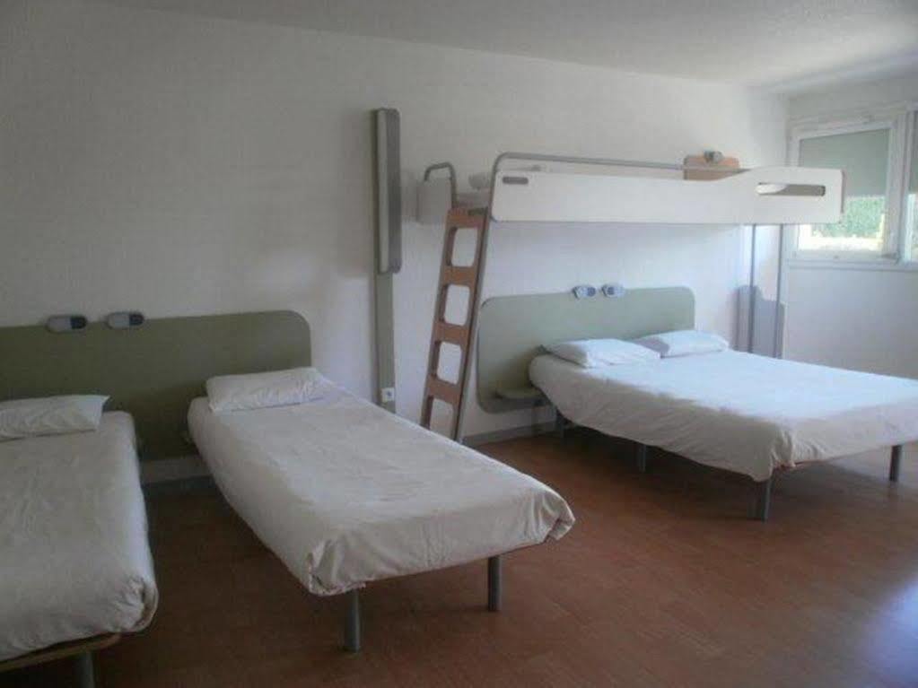Ibis Budget Tarbes Luaran gambar